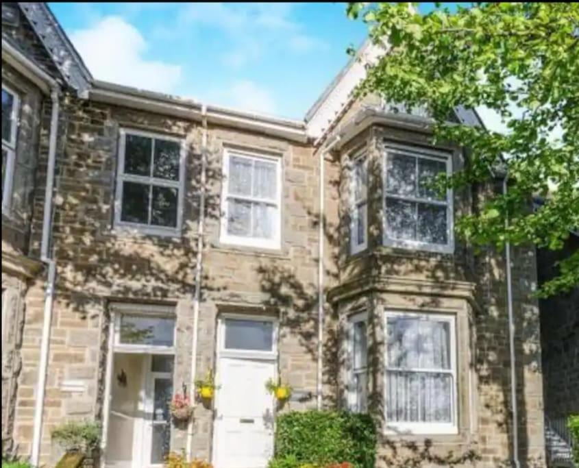 Bright 2 Bedroom Apartment Near Seafront Central Penzance Eksteriør bilde